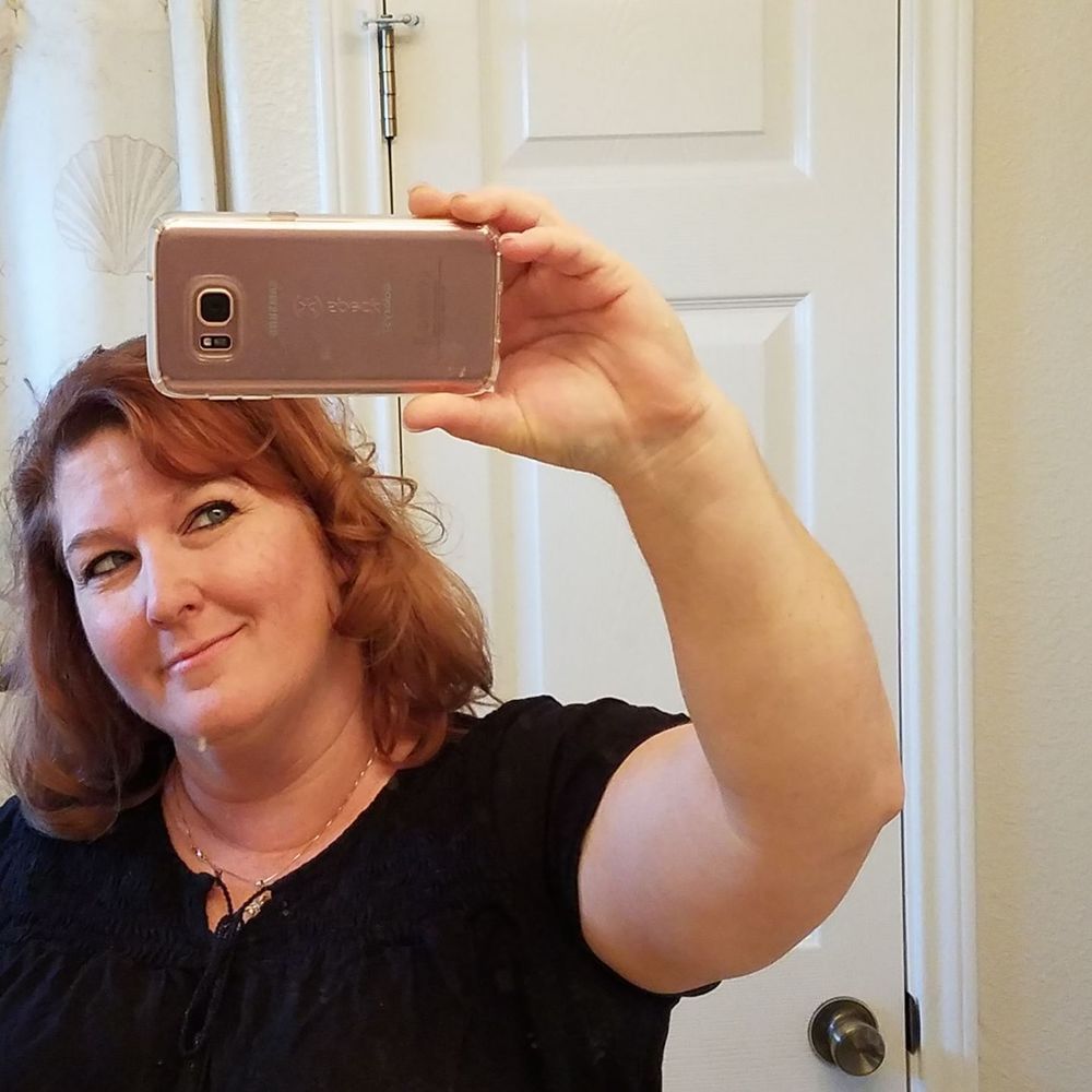 Meet your Posher, Lisa